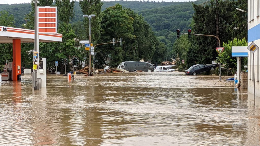 Hochwasser Ahrtal 14 neuenahr01
