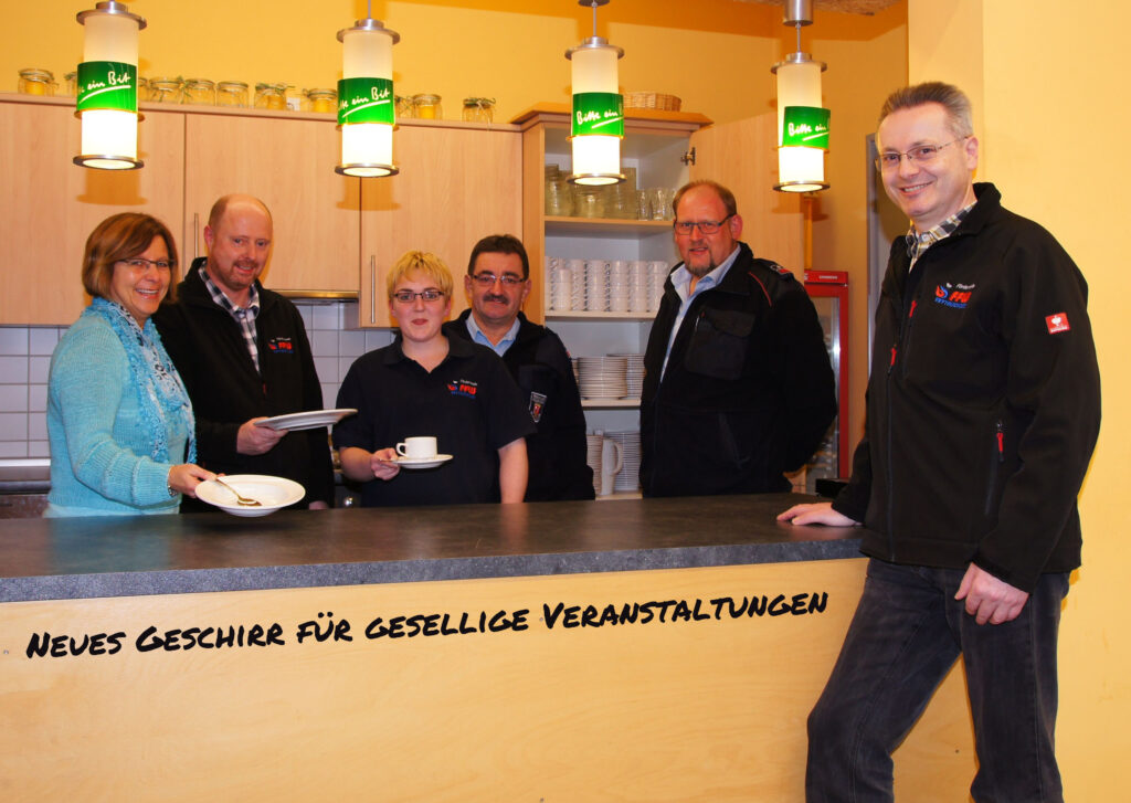 Neues Ess- und Kaffeegeschirr 1 x geschirruebergabe fdffwvett