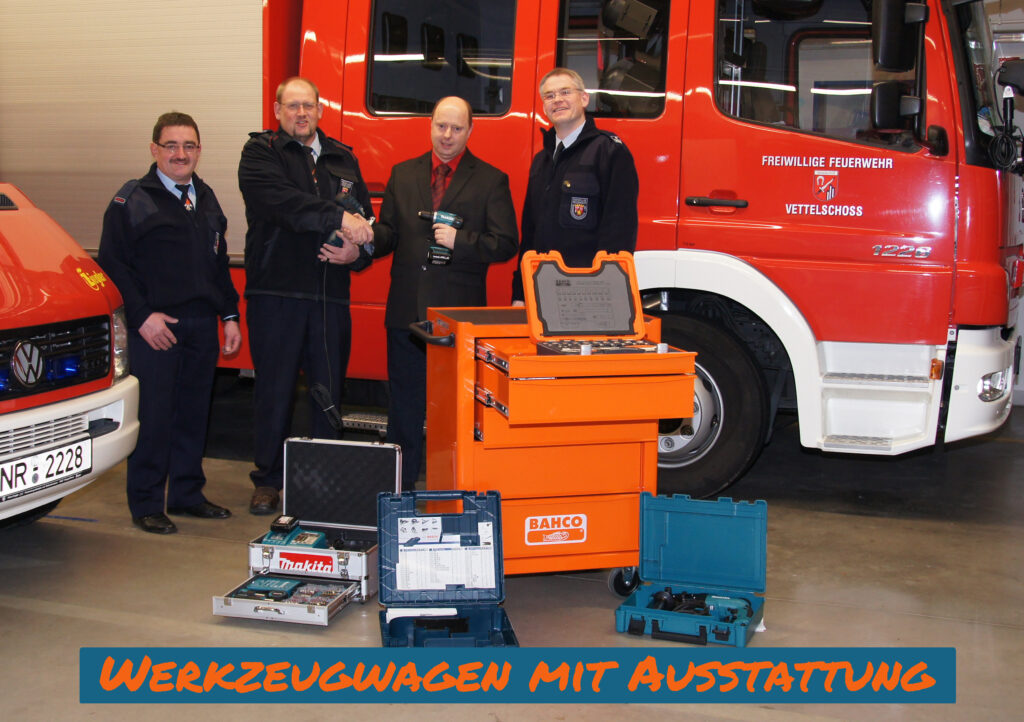 Werkstattwagen inkl. Werkzeug übergeben 1 x pressefoto werkzeugwagen