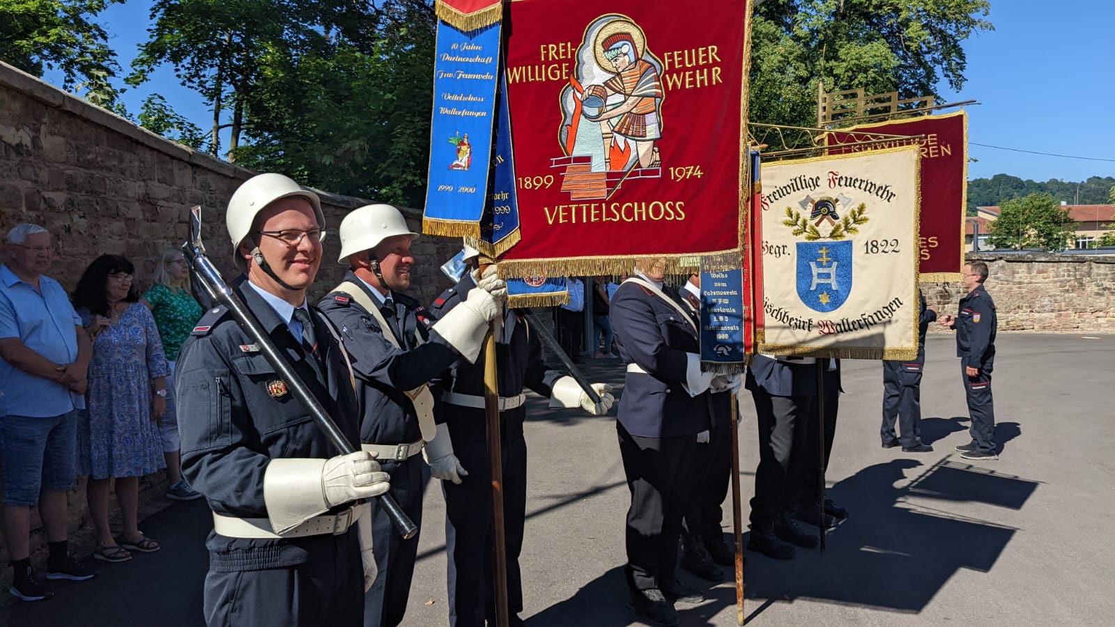 200 Jahre - Feuerwehr Wallerfangen 16 5BDF9F69 E8F7 42BD 8E2E CCC0741D91F0