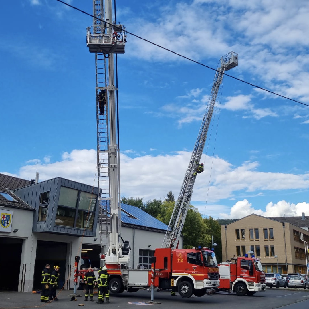 Lehrgang Absturzsicherung erfolgreich absolviert 4 740E5EAE EC5A 4491 A784 65EBE5E6B37E